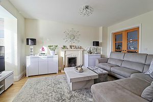 Living Room- click for photo gallery